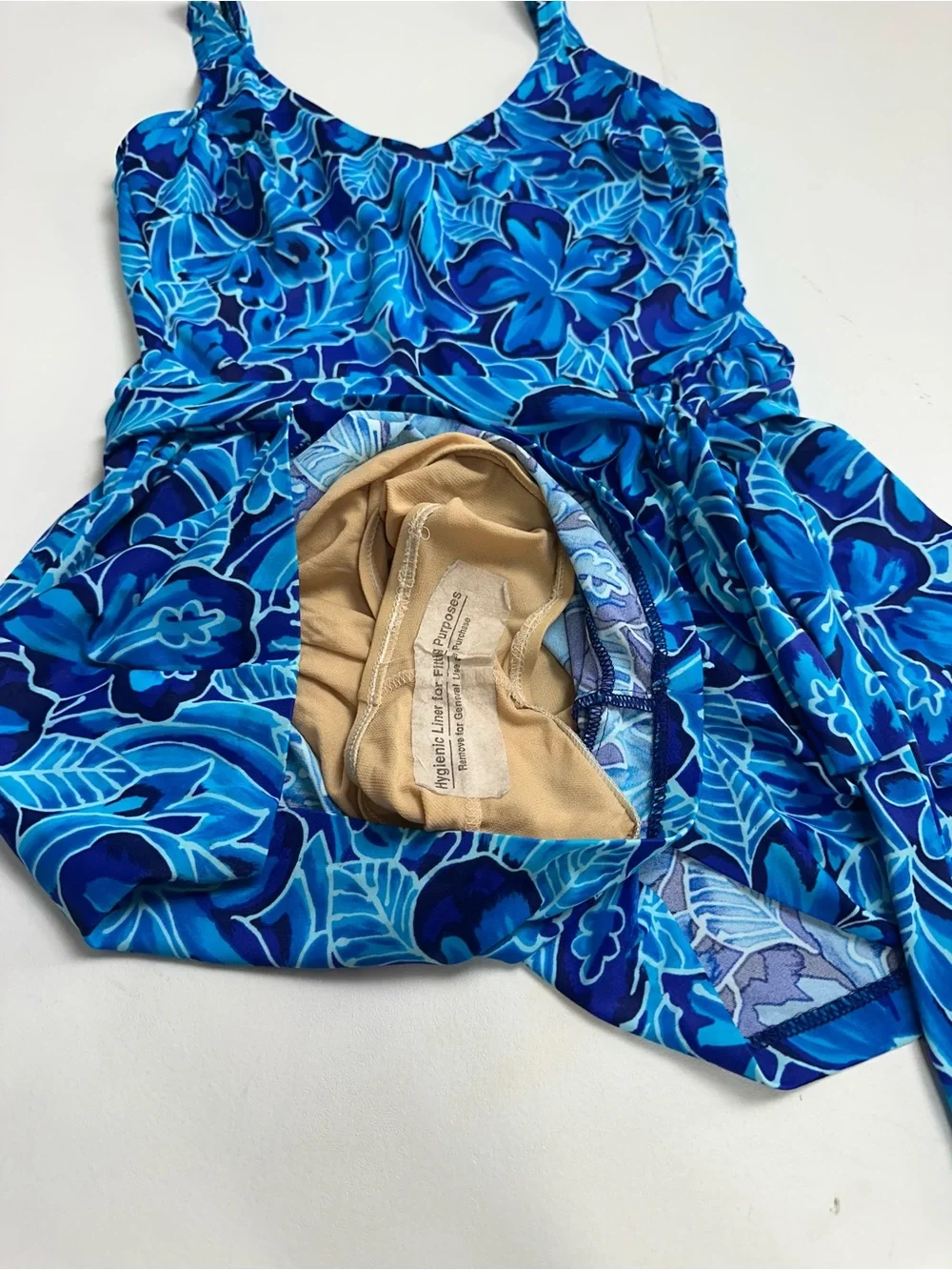 Maxine of Hollywood women’s size 14‎ Blue Floral Tie-Waist Romper